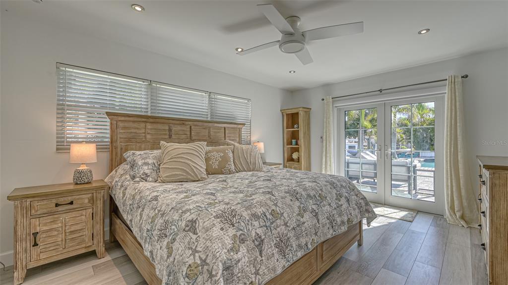 500 Schooner Lane Longboat Key, FL 34228 - Photo 26 of 75