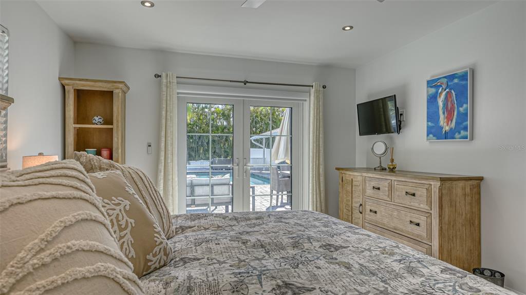 500 Schooner Lane Longboat Key, FL 34228 - Photo 27 of 75