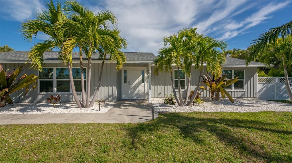 500 Schooner Lane Longboat Key, FL 34228 - Photo 4 of 75