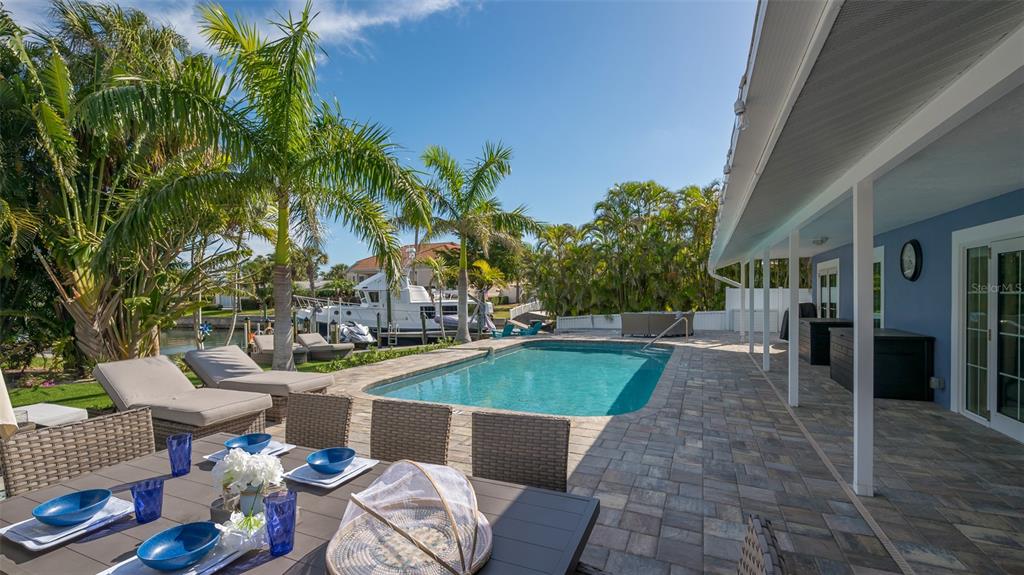 500 Schooner Lane Longboat Key, FL 34228 - Photo 41 of 75