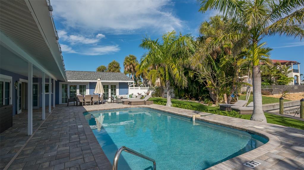 500 Schooner Lane Longboat Key, FL 34228 - Photo 46 of 75