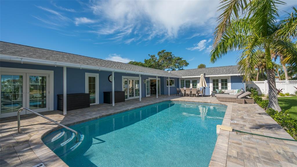 500 Schooner Lane Longboat Key, FL 34228 - Photo 47 of 75