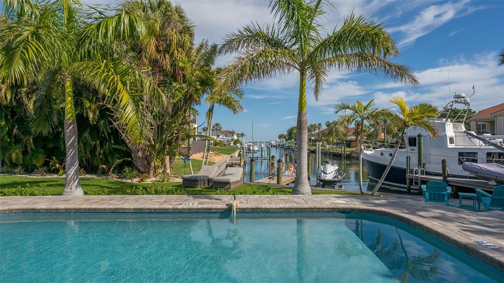 500 Schooner Lane Longboat Key, FL 34228 - Photo 50 of 75