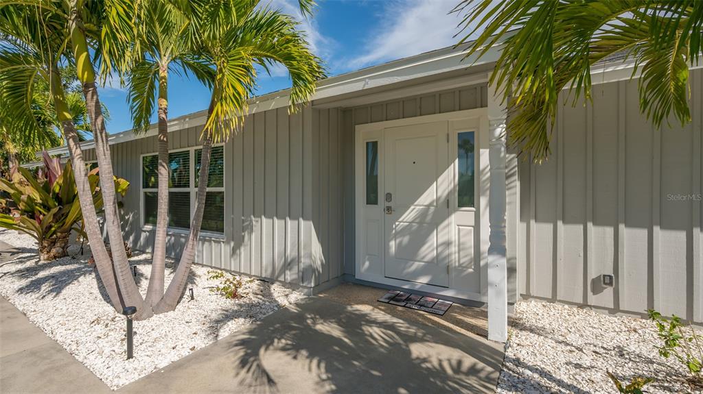 500 Schooner Lane Longboat Key, FL 34228 - Photo 5 of 75