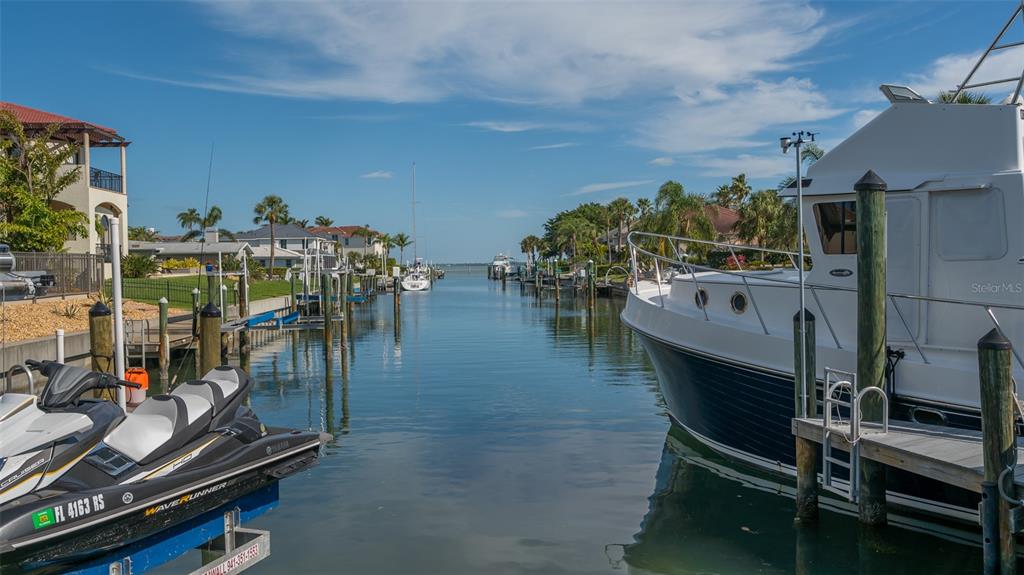 500 Schooner Lane Longboat Key, FL 34228 - Photo 57 of 75