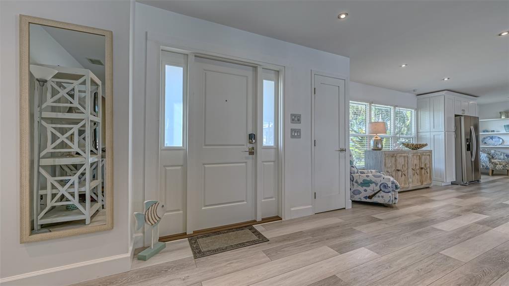 500 Schooner Lane Longboat Key, FL 34228 - Photo 6 of 75