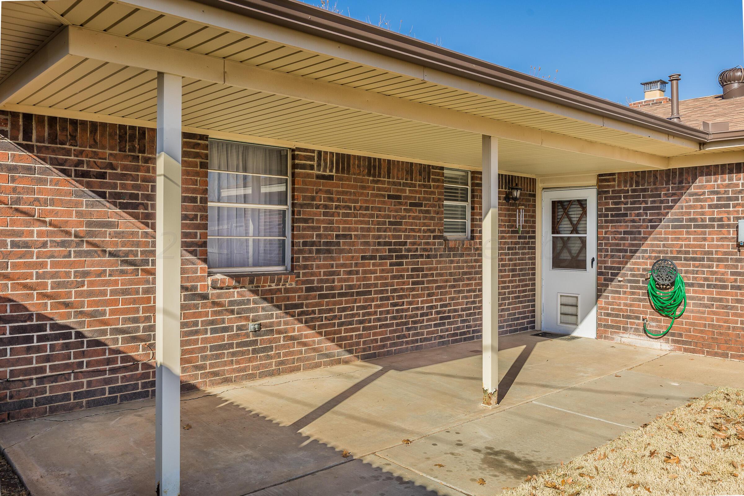 5705 South Fannin Street Amarillo, TX 79110 - Photo 17 of 21 019_Back Patio