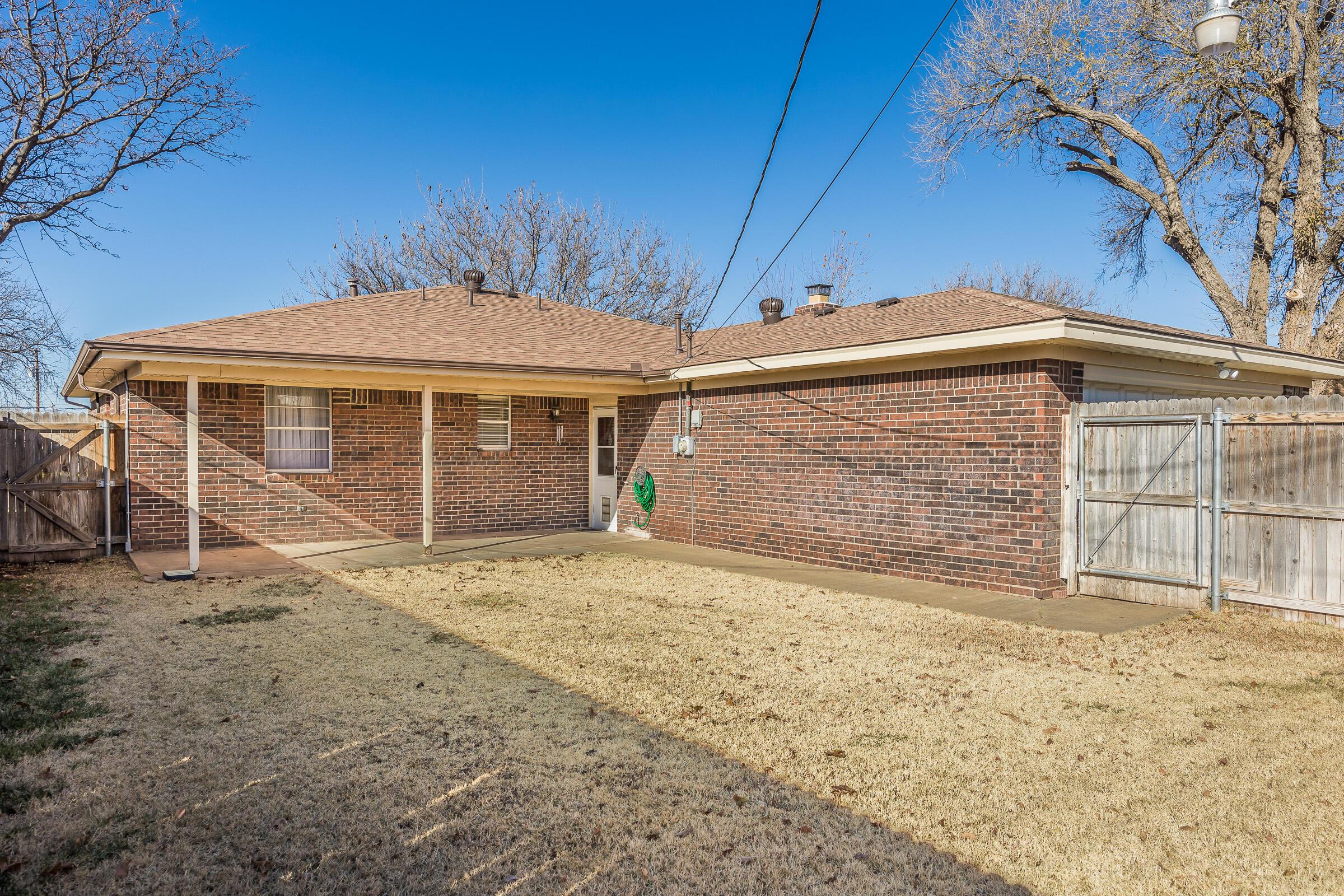 5705 South Fannin Street Amarillo, TX 79110 - Photo 19 of 21 018_Rear