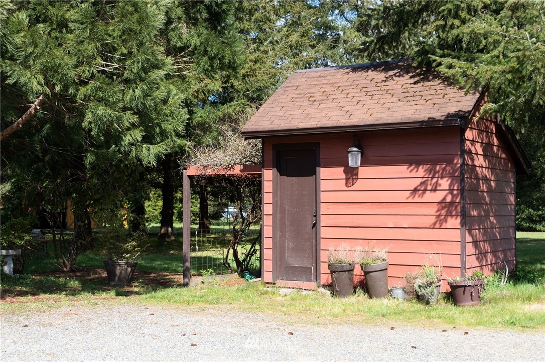 18821 Joselyn Road Southwest Rochester, WA 98579 - Photo 6 of 40 Gallery Image 6