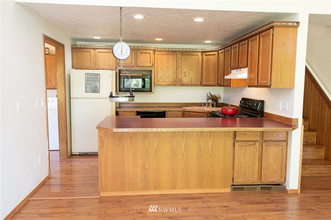 18821 Joselyn Road Southwest Rochester, WA 98579 - Photo 10 of 40 Gallery Image 10
