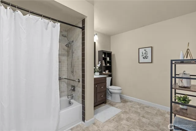 $399,900 | 2001 East Yesler Way, Unit 46, Seattle, WA 98122