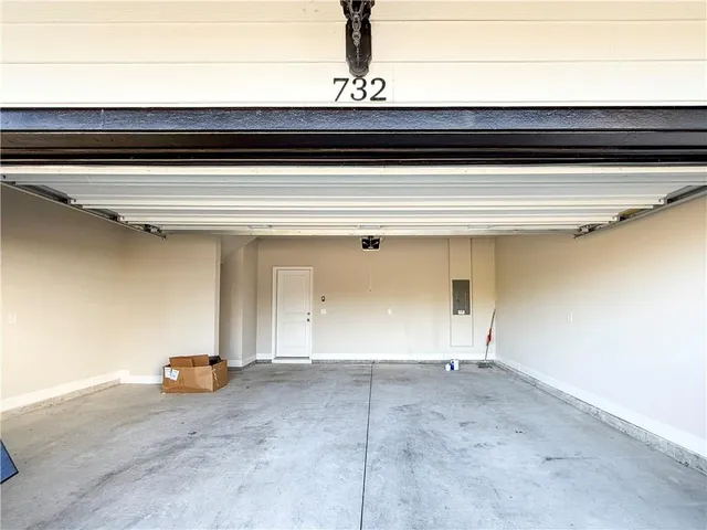 a view of a garage