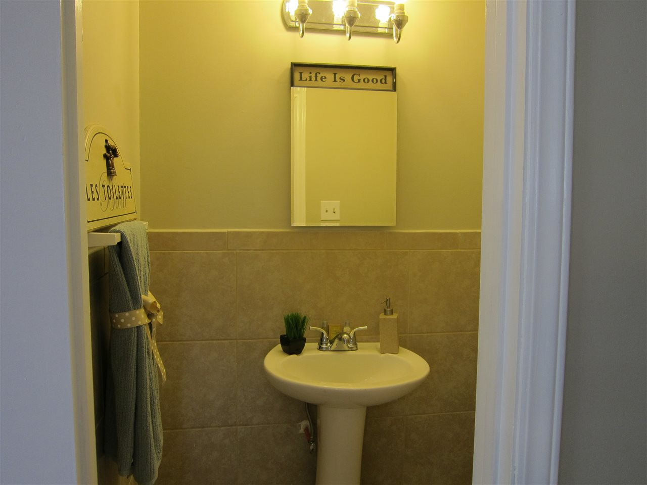 614 Crosby Road Durham, NC 27704 - Photo 10 of 17 Photo 10