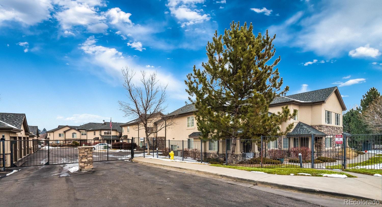 1365 South Chambers Road, Unit 101 Aurora, CO 80017 - Photo 2 of 29 Gallery Image 2