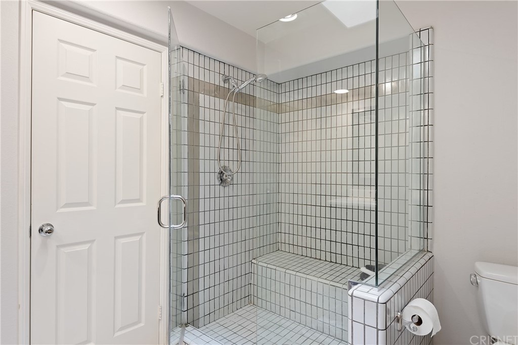 4341 Freedom Drive, Unit B Calabasas, CA 91302 - Photo 16 of 20 a bathroom with a shower