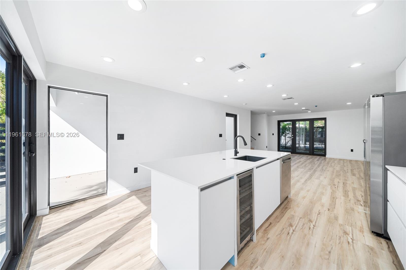 11 Northeast 51st Street, Unit 3 Miami, FL 33137 - Photo 5 of 24