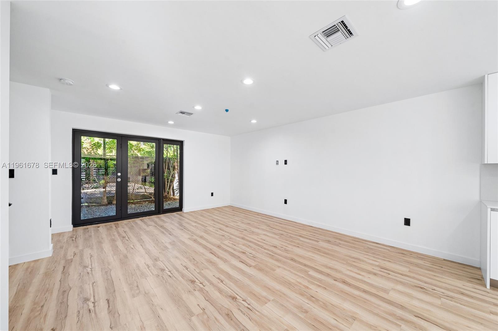 11 Northeast 51st Street, Unit 3 Miami, FL 33137 - Photo 7 of 24