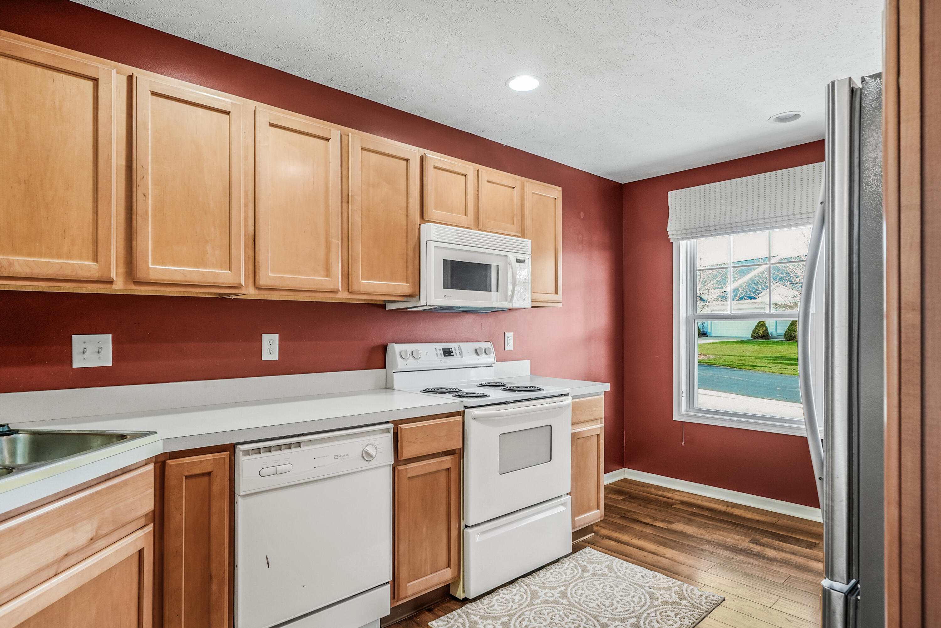 1382 East Point Ridge Holland, MI 49423 - Photo 12 of 30 DSC06517_8_9