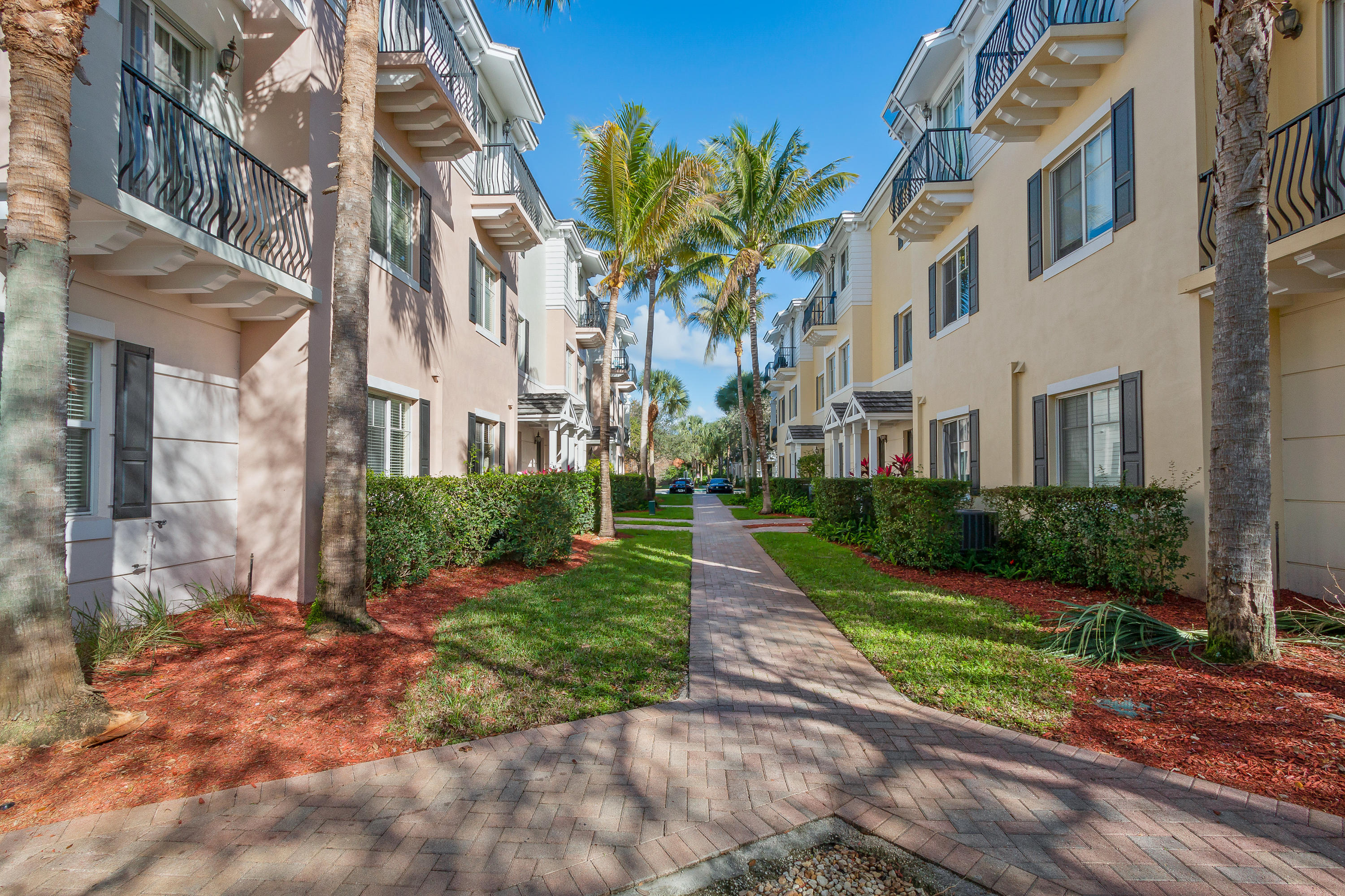 3649 Northwest 5th Terrace Boca Raton, FL 33431 - Photo 6 of 35 004-3649NW5thTer-BocaRaton-FL-full