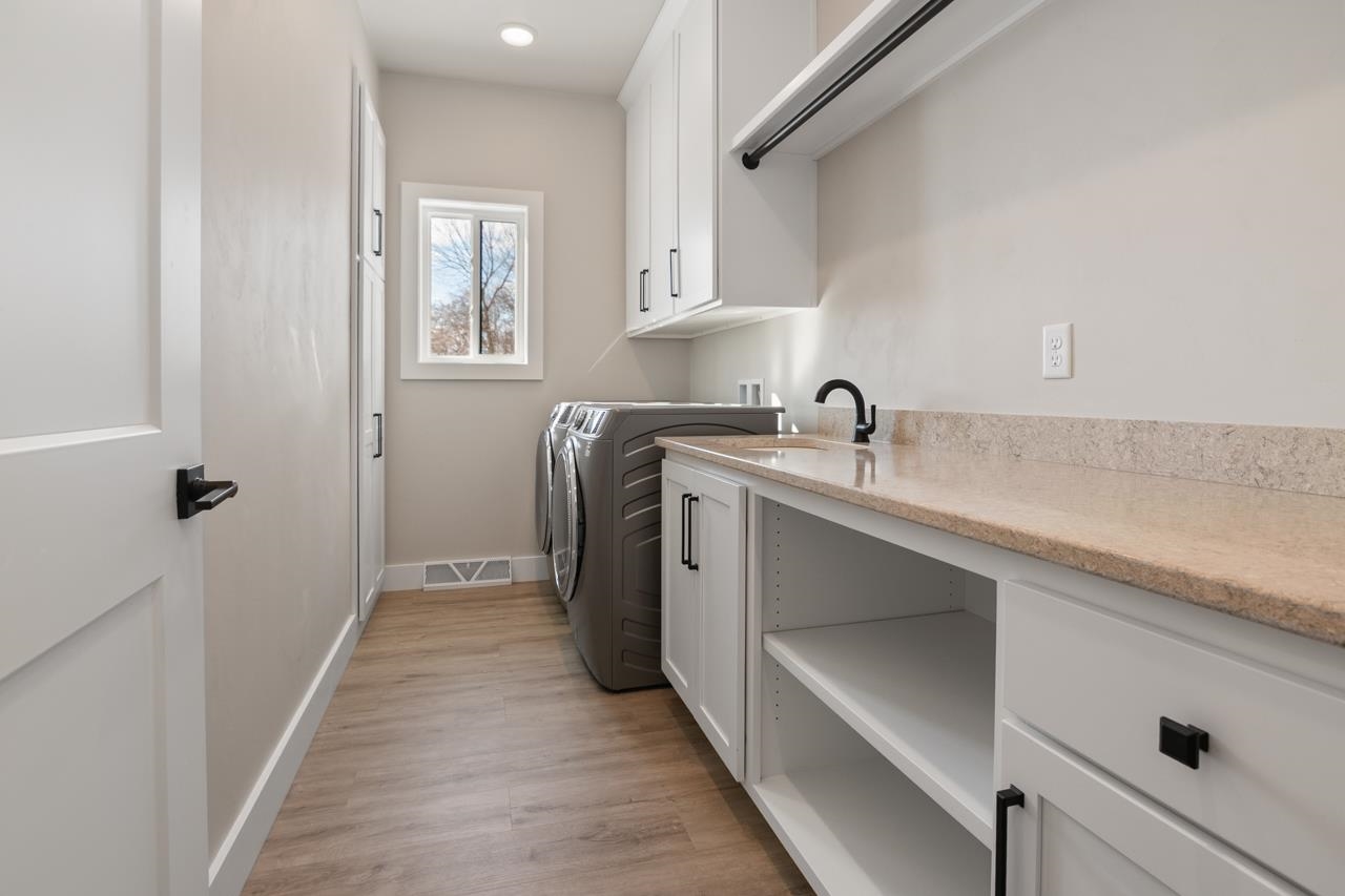 2757 County Rd EE Abrams, WI 54101 - Photo 11 of 48