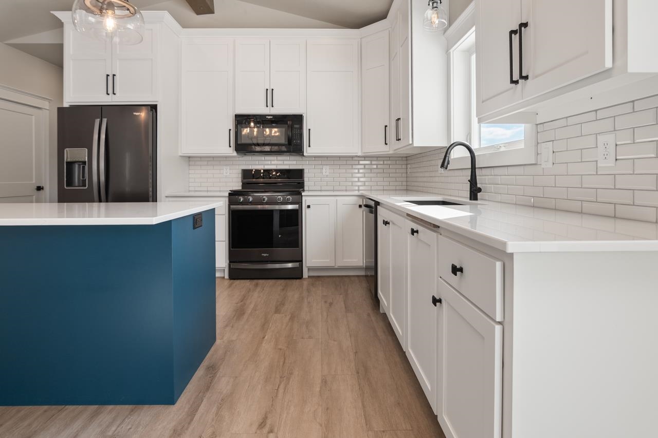 2757 County Rd EE Abrams, WI 54101 - Photo 15 of 48