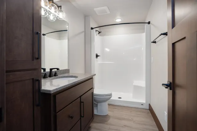 $418,400 | 2757 County Rd EE, Abrams, WI 54101