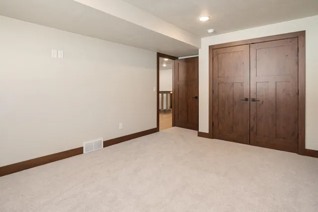 $418,400 | 2757 County Rd EE, Abrams, WI 54101