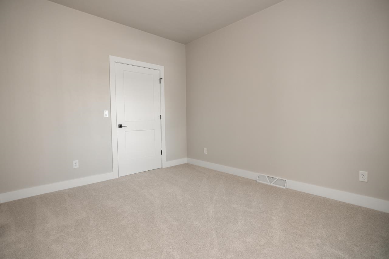 2757 County Rd EE Abrams, WI 54101 - Photo 7 of 48