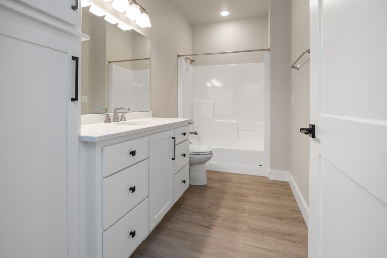 2757 County Rd EE Abrams, WI 54101 - Photo 10 of 48