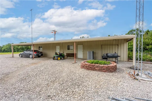 $410,000 | 32338 Bunker Hill Road, Mora, MO 65345
