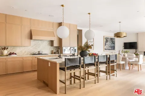 $29,750,000 | 9951 Liebe Drive, Beverly Hills, CA 90210