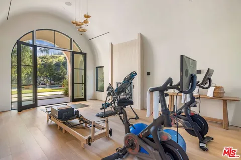 $29,750,000 | 9951 Liebe Drive, Beverly Hills, CA 90210