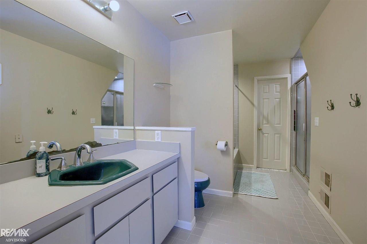 1323 Mayer Road St. Clair, MI 48079 - Photo 19 of 32 50064195-18.JPG