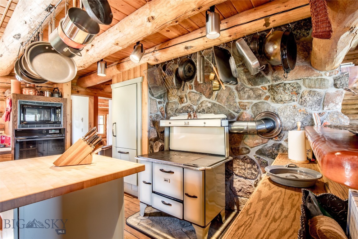 376 Sundance Bench Road Cameron, MT 59720 - Photo 14 of 80 Gallery Image 14