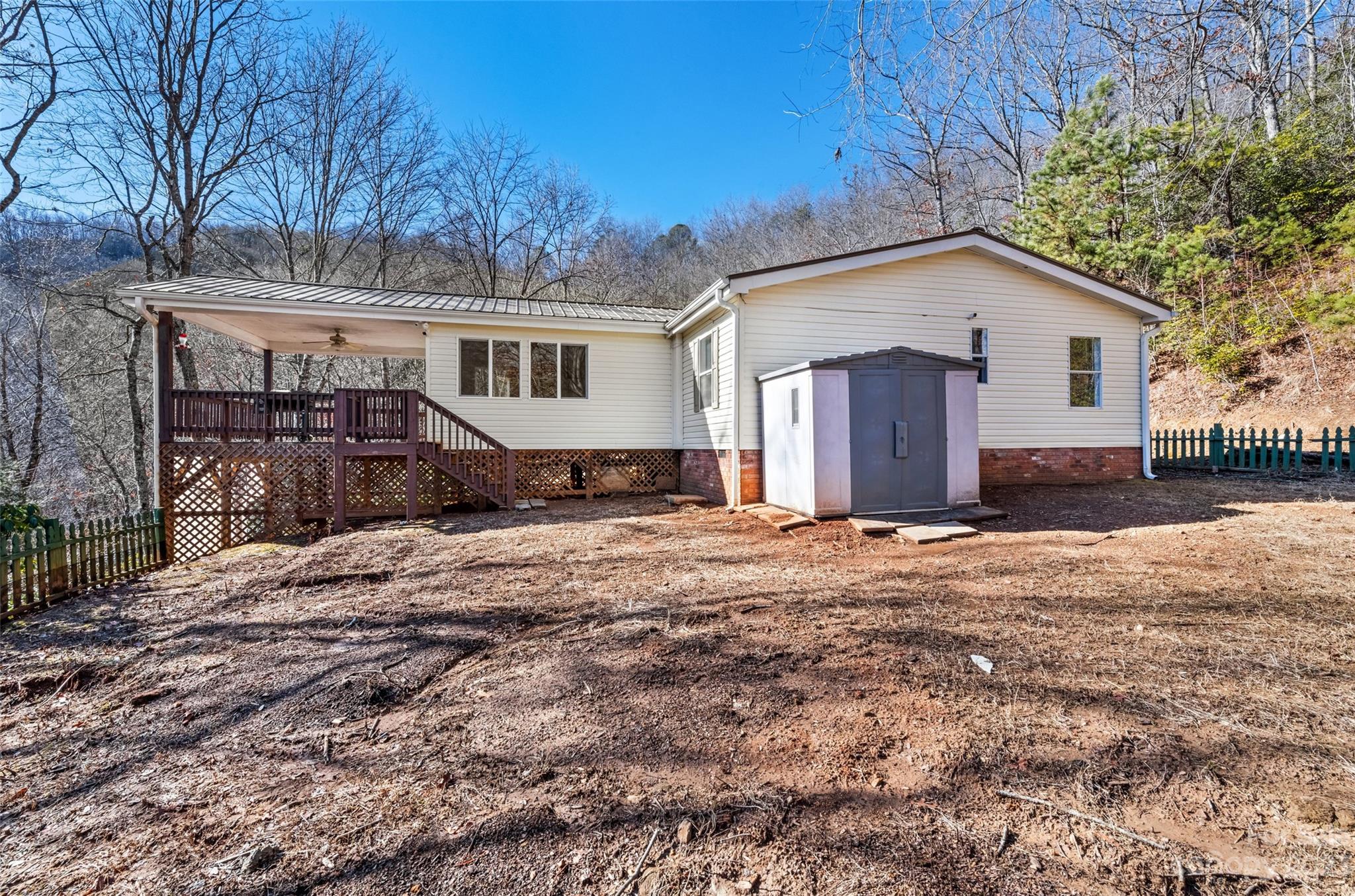 556 Old Cove Road Sylva, NC 28779 - Photo 6 of 27 Gallery Image 6
