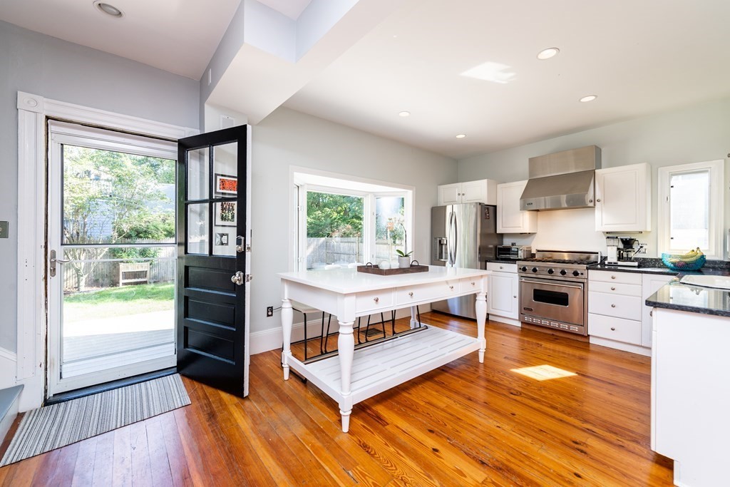 119 Dickerman Road Newton, MA 02461 - Photo 9 of 32