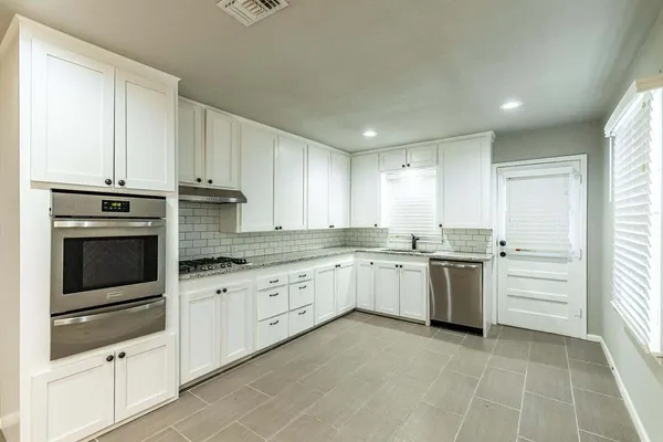 $335,000 | 2617 31st Street, Lubbock, TX 79410
