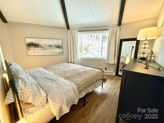 $599,000 | 109 Beechwood Lane, Beech Mountain, NC 28604