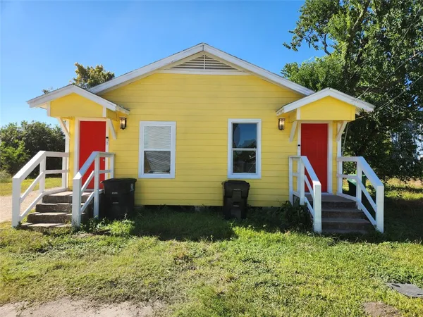 $1,100 | 2706 Berry Street, Unit B, Houston, TX 77004