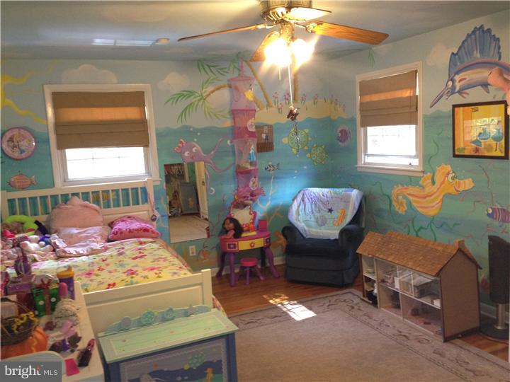 110 Flagstaff Road Philadelphia, PA 19115 - Photo 11 of 21 Bedroom