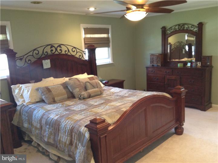 110 Flagstaff Road Philadelphia, PA 19115 - Photo 9 of 21 Bedroom - Main