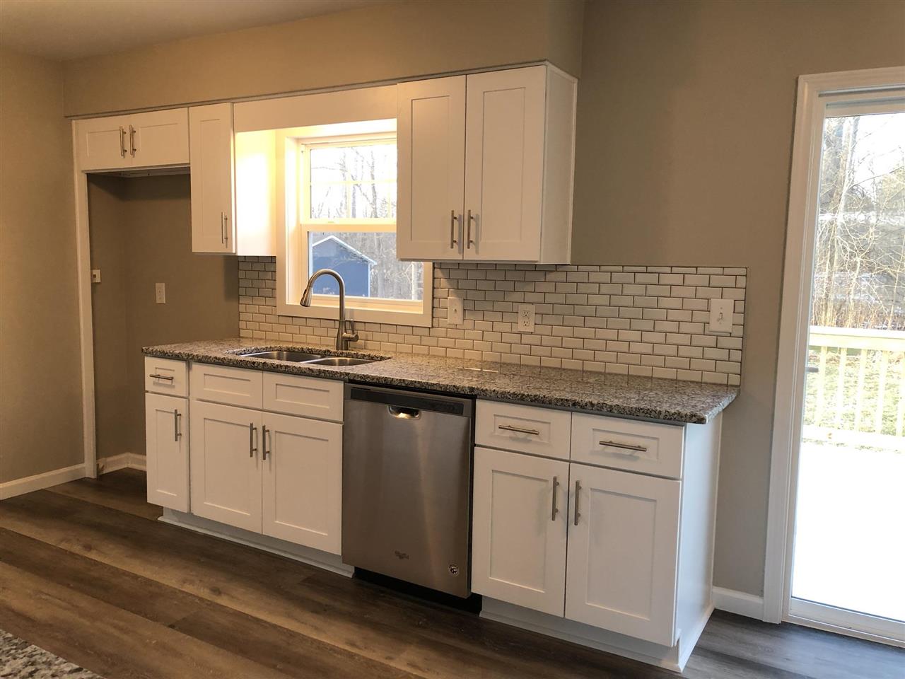 9412 West Stanley Road Flushing, MI 48433 - Photo 16 of 40 50066831-15.JPG