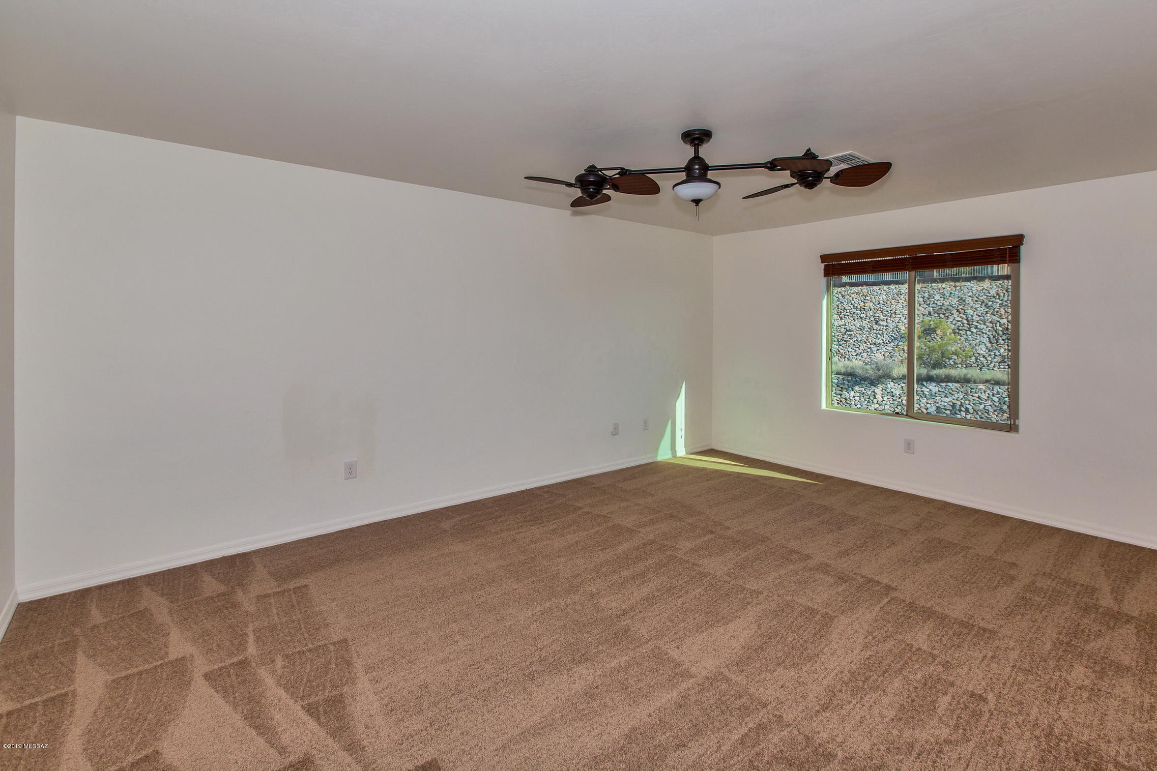 39082 South Running Roses Lane Tucson, AZ 85739 - Photo 15 of 41