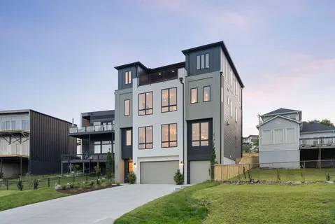 $1,799,999 | 302 33rd Avenue North, Nashville, TN 37209