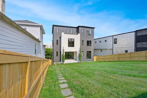 $1,799,999 | 302 33rd Avenue North, Nashville, TN 37209