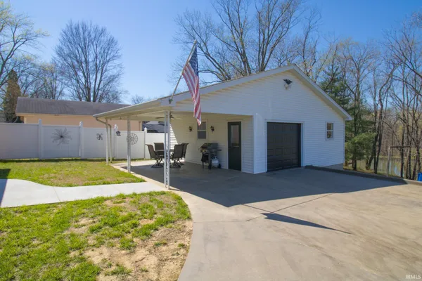 $279,900 | 6109 Hogue Road, Evansville, IN 47712