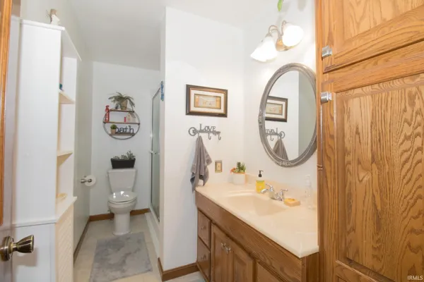 $279,900 | 6109 Hogue Road, Evansville, IN 47712
