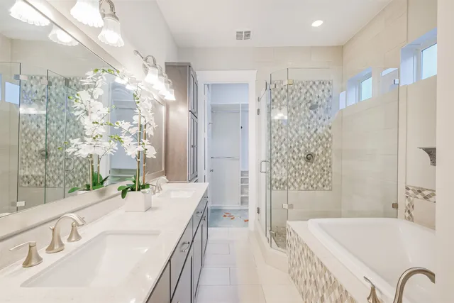 $3,400 | 809 Leavenworth Avenue, Houston, TX 77008