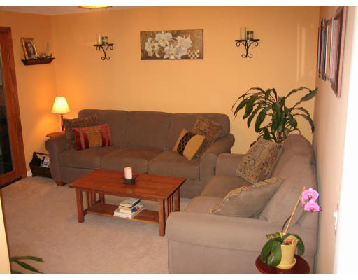 181 Corbett Road Stoughton, MA 02072 - Photo 8 of 13 Gallery Image 8
