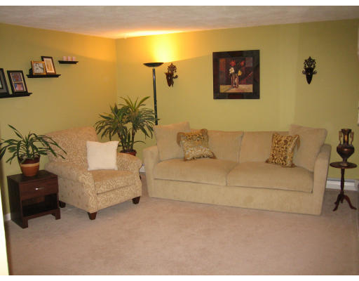 181 Corbett Road Stoughton, MA 02072 - Photo 10 of 13 Gallery Image 10